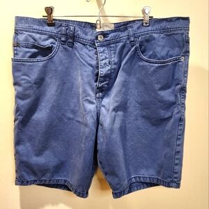 Bench. Blue Buttoms clousere Denim Shorts size 36